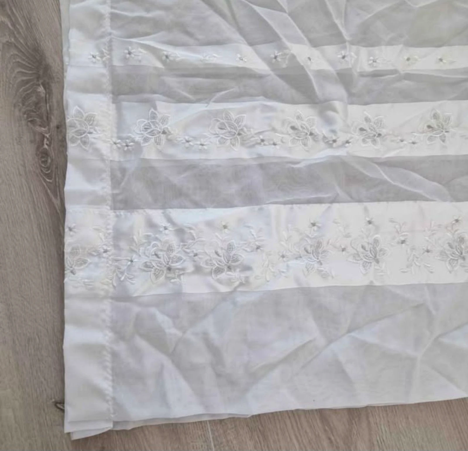 White Vitrage Curtains with Lace / Embroidery – 320 x 225 cm – photo 4
